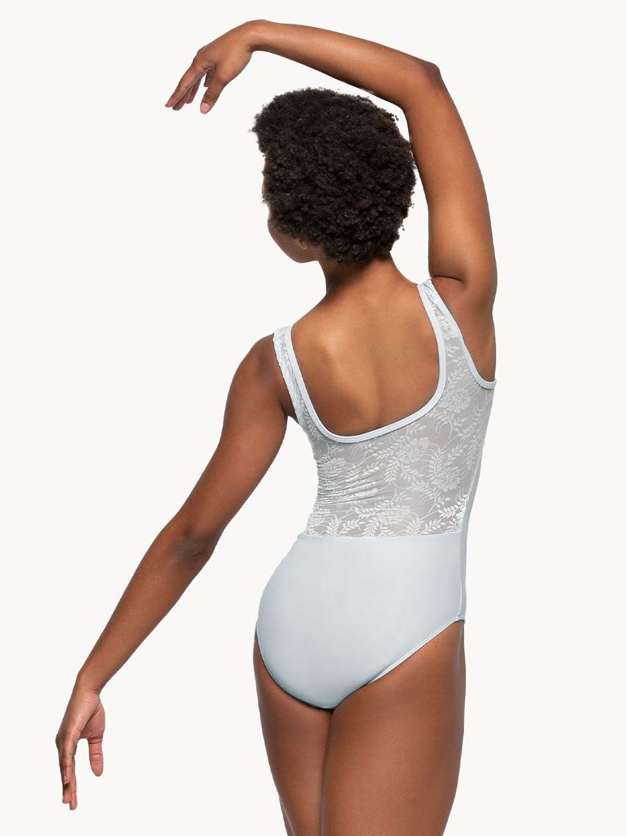 Powder-Blue-Lace-Fabiola-Tulip