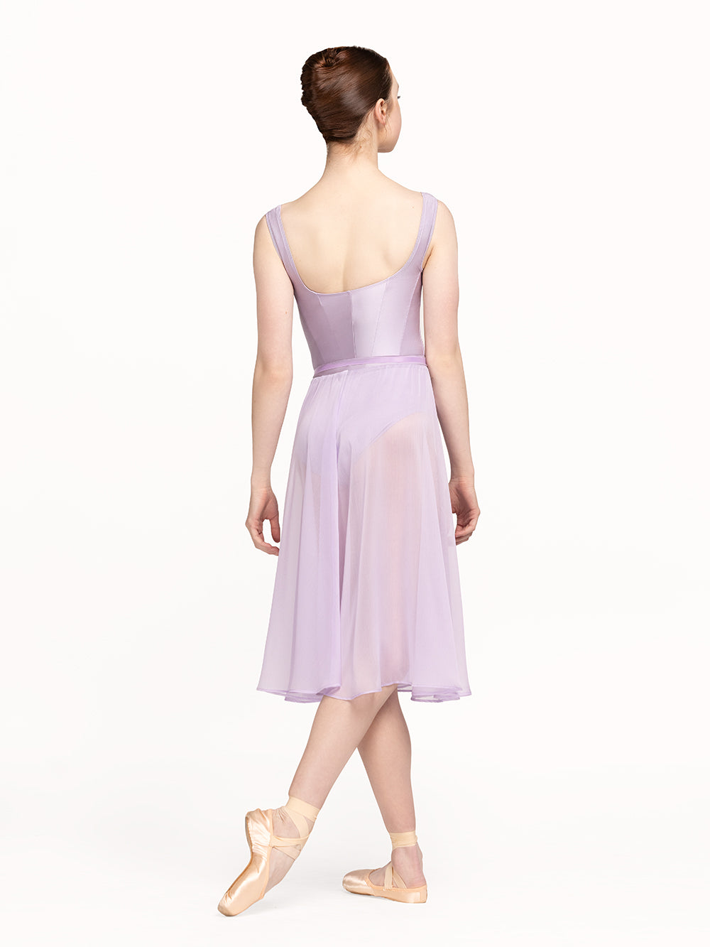 Eleve Dancewear Bustle Belt in Iced Lilac color, back view of dancer posing.