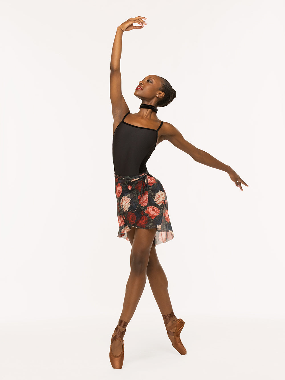 Eleve Dancewear Choker in Black color, front view of model posing on pointe four position