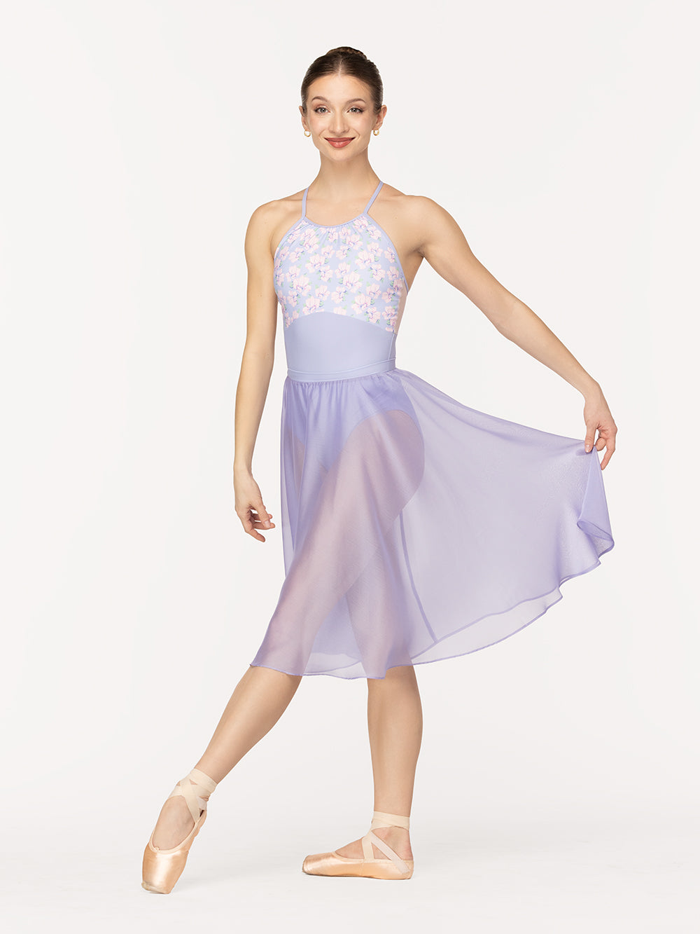 Eleve Dancewear Chiffon Rehearsal Skirt in Lavender color, front view of dancer on tend devant croise
